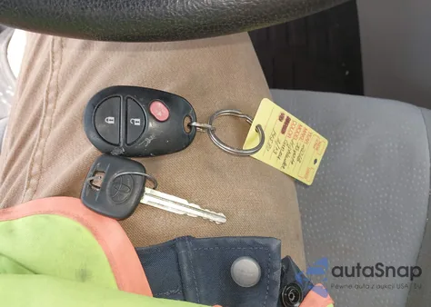 2013 Toyota Highlander Base V6 из США, поврежденный, VIN 5TDBK3EH2DS207799